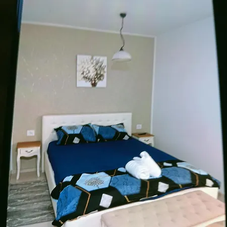 Belleview Apartment